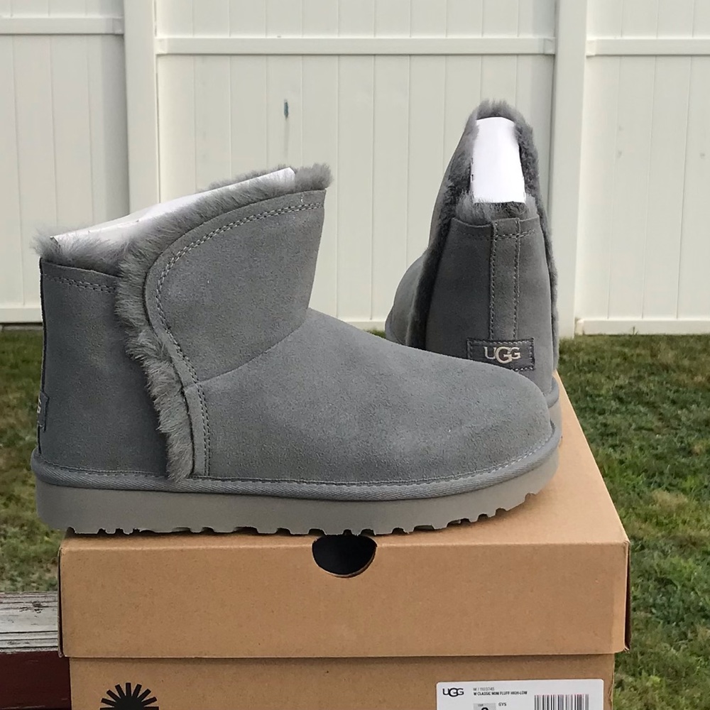 UGG Classic Mini Fluff High-Low - Picture 2 of 8